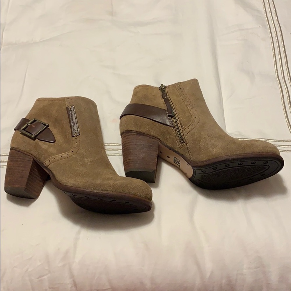 Caterpillar ankle boots Brown booties Annette